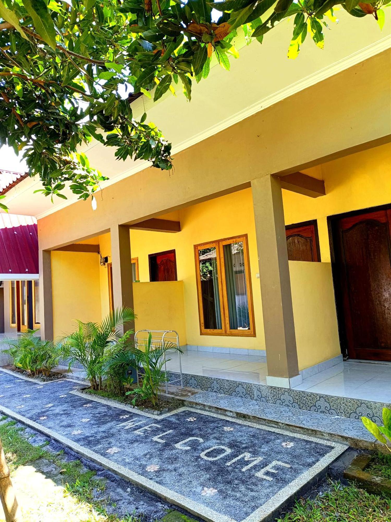 Honey Home Kuta  ภายนอก รูปภาพ