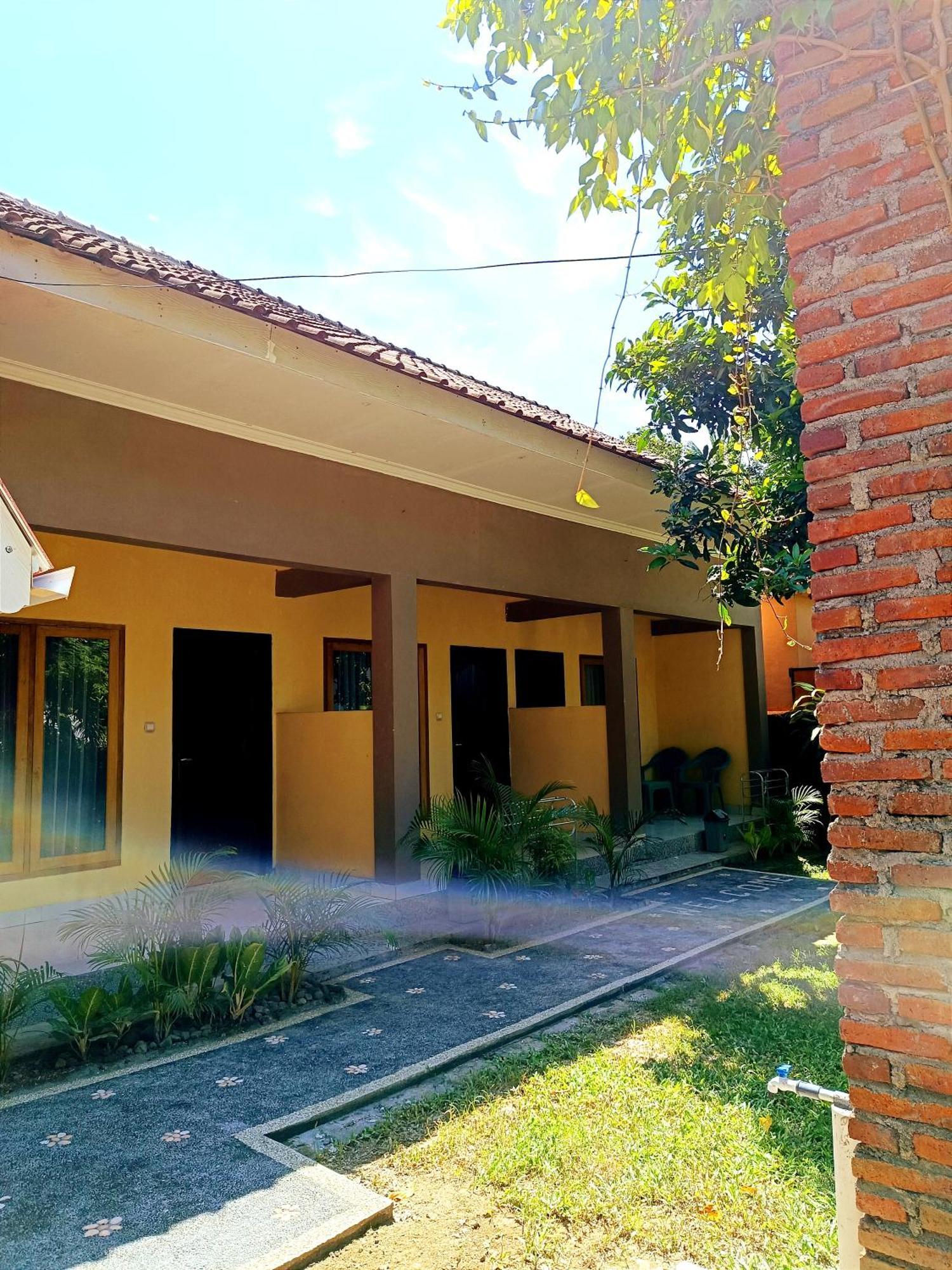 Honey Home Kuta  ภายนอก รูปภาพ