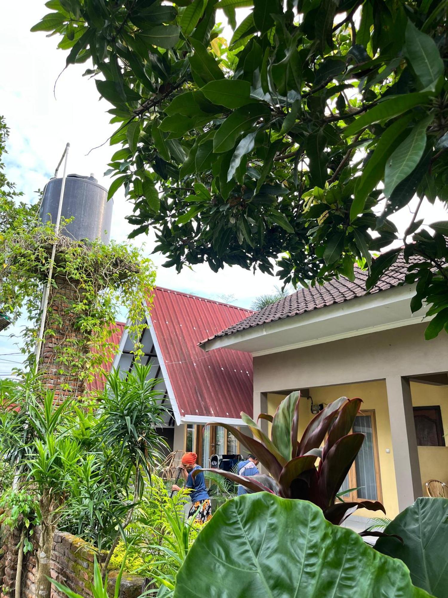 Honey Home Kuta  ภายนอก รูปภาพ